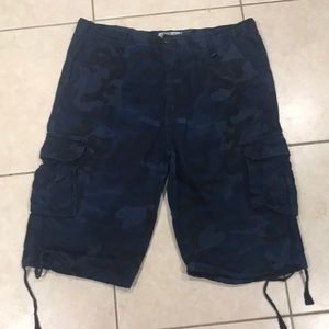 Blue camouflage cargo shorts size 42
